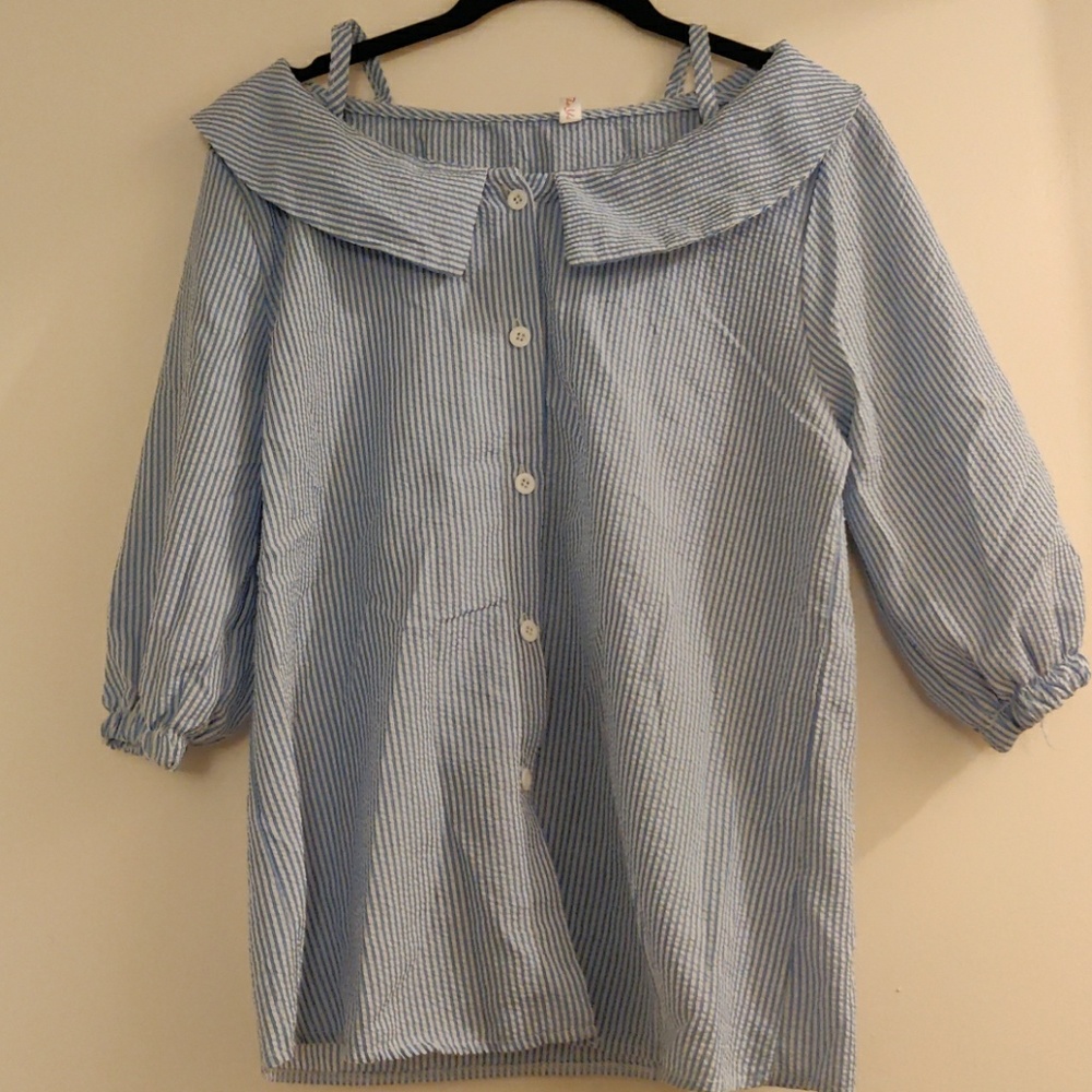 Buttoned down Blouse Fits Small-Medium